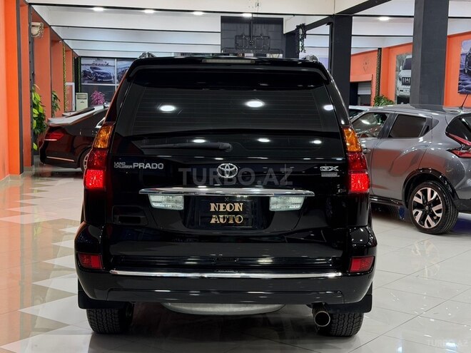 Toyota Land Cruiser Prado-6