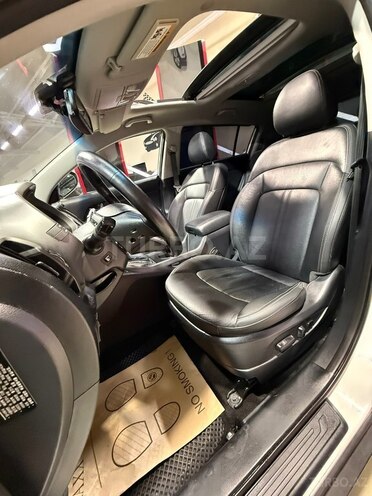 Kia Sportage-16
