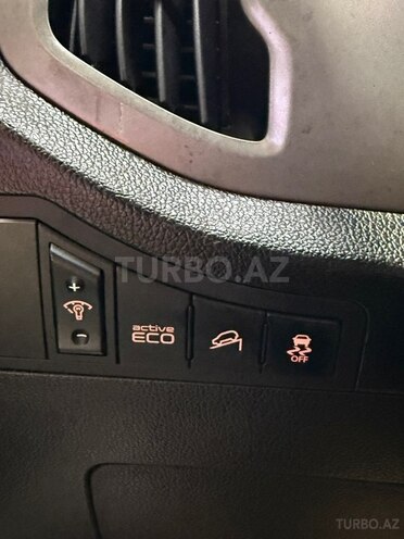 Kia Sportage-25