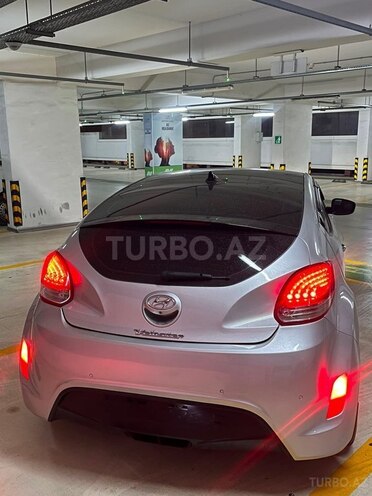 Hyundai Veloster-3