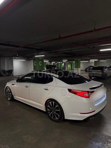 Kia Optima-3