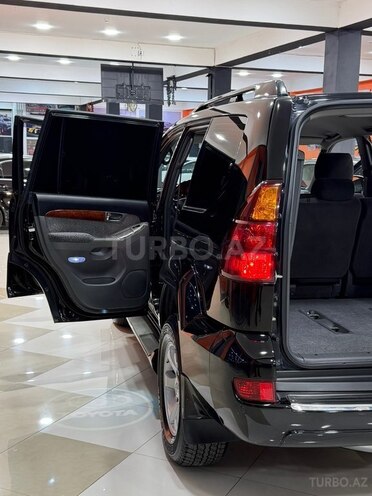 Toyota Land Cruiser Prado-16
