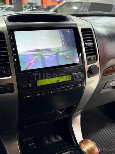 Toyota Land Cruiser Prado-23
