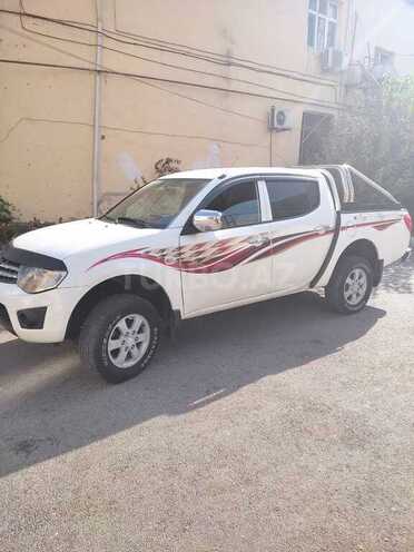 Mitsubishi L200-6