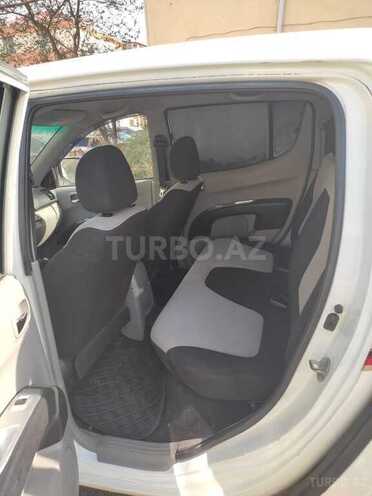 Mitsubishi L200-4