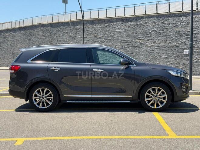 Kia Sorento-6