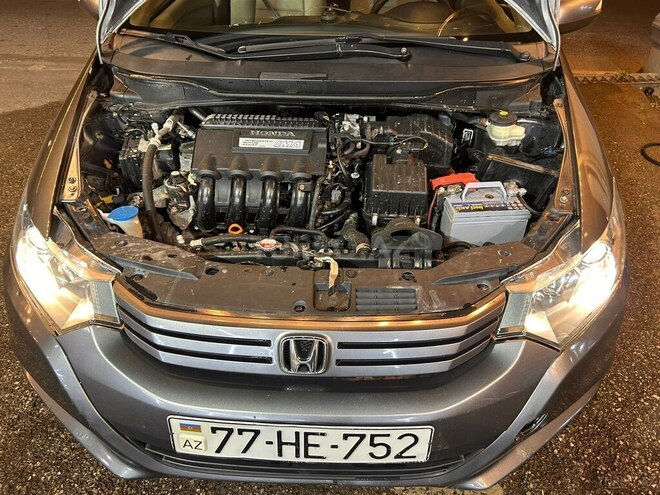 Honda Insight-7