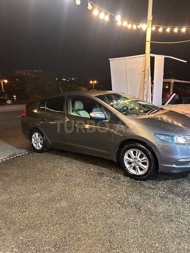 Honda Insight-2