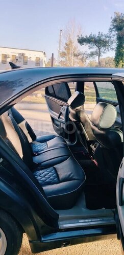 Mercedes E 280-6