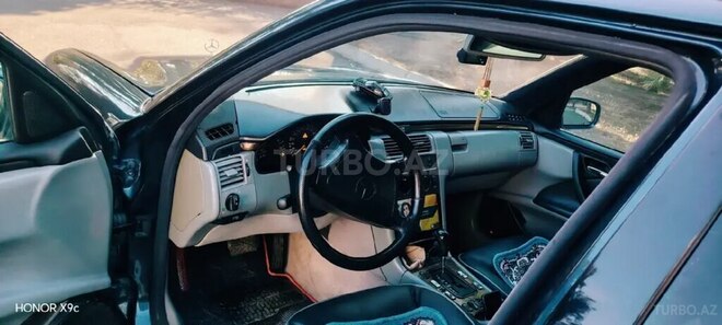Mercedes E 280-2
