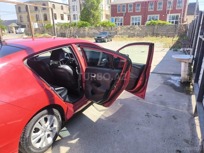 Honda Insight-13