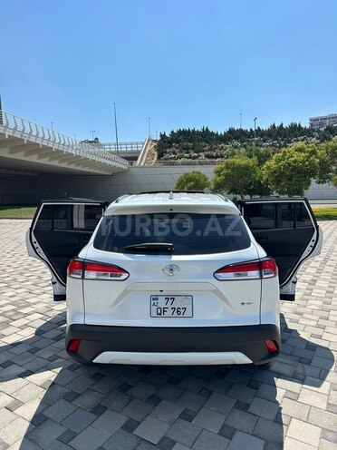 Toyota Corolla Cross-2