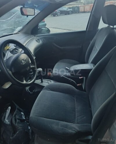 Ford Focus-6