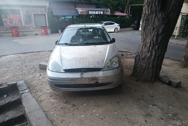 Ford Focus-1