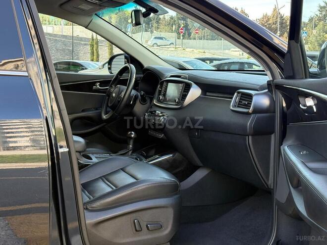 Kia Sorento-15