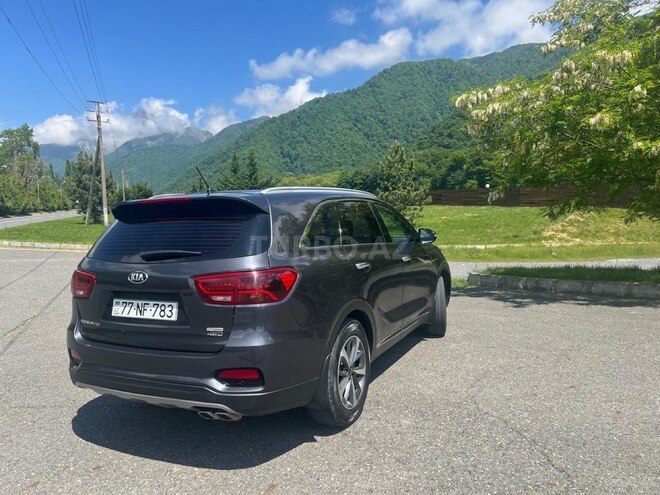 Kia Sorento-9