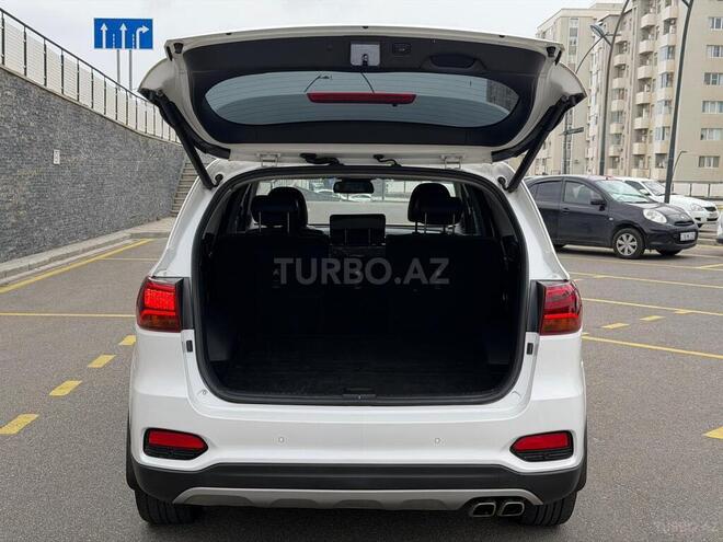 Kia Sorento-8