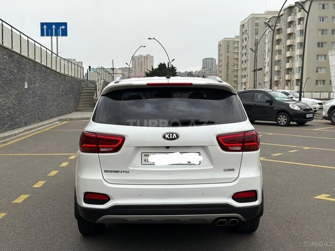 Kia Sorento-6