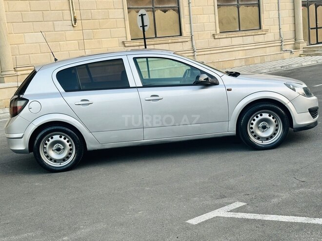 Opel Astra-13
