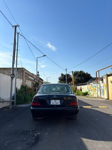 Mercedes C 230-6