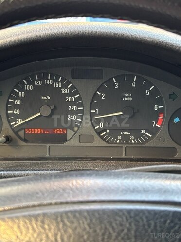 BMW 325-5