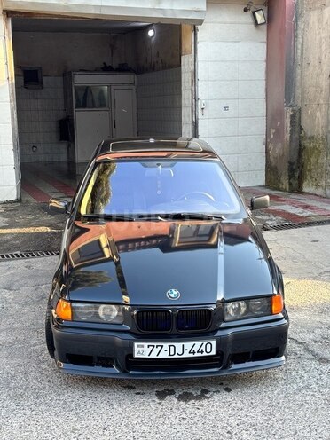 BMW 325-1