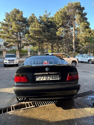 BMW 325-3