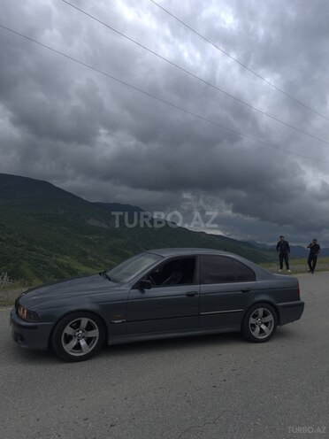 BMW 528-3