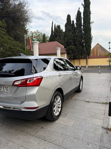 Chevrolet Equinox-4