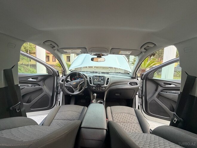 Chevrolet Equinox-8
