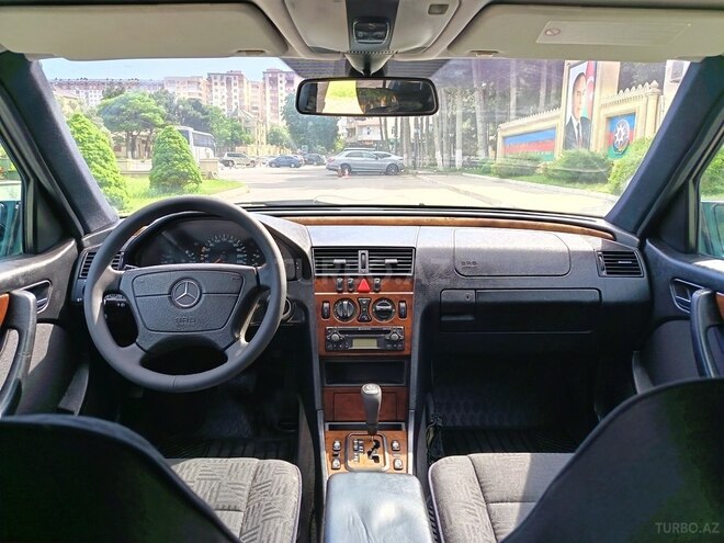 Mercedes C 180-3