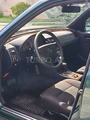 Mercedes C 180-21