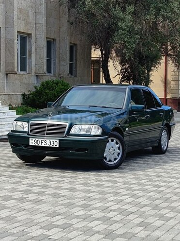 Mercedes C 180-4