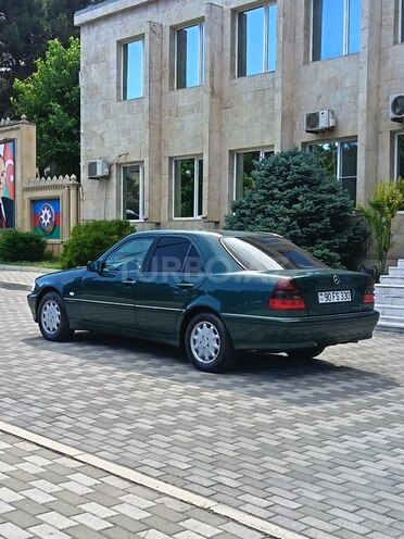 Mercedes C 180-9
