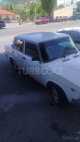 LADA (VAZ) 2107-2