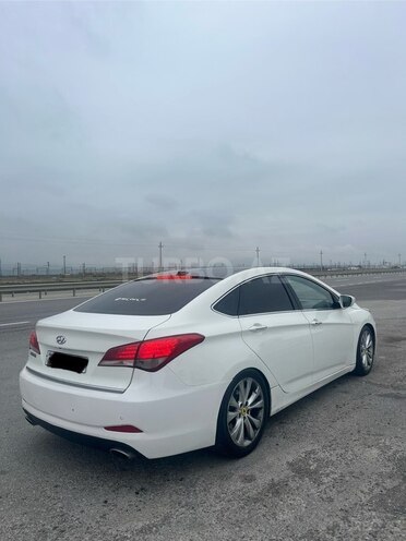 Hyundai i40-4