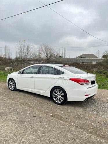 Hyundai i40-11