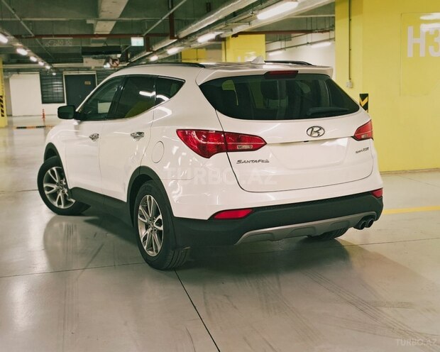 Hyundai Santa Fe-6