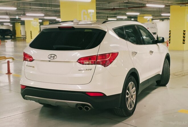 Hyundai Santa Fe-5