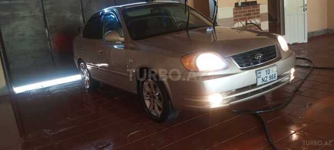 Hyundai Accent-8
