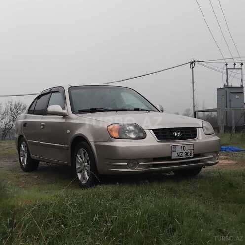 Hyundai Accent-6