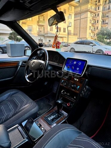 Mercedes 200 E-9