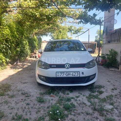 Volkswagen Polo-1
