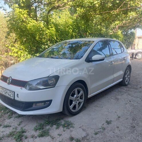 Volkswagen Polo-2