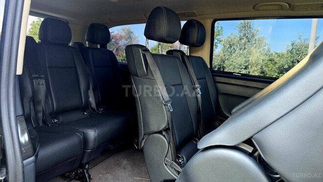 Mercedes Viano-12