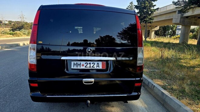 Mercedes Viano-7