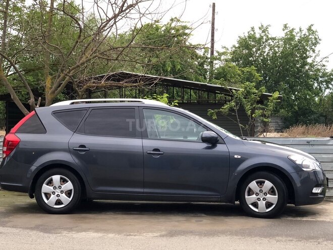 Kia Ceed SW-3