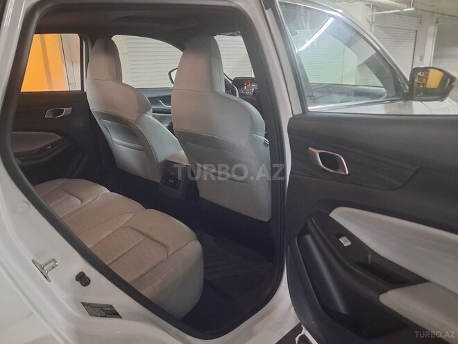 Changan Qiyuan Q05-4