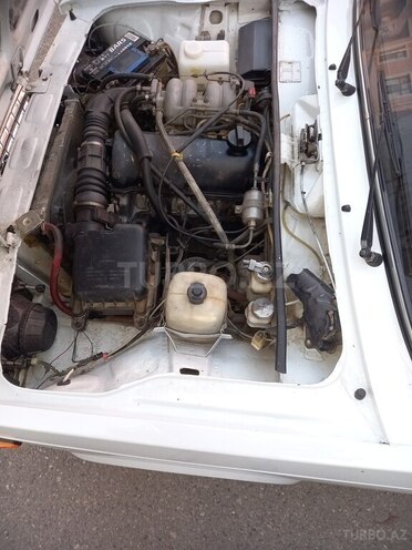 LADA (VAZ) 2107-4