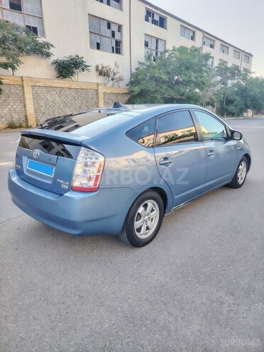 Toyota Prius-7